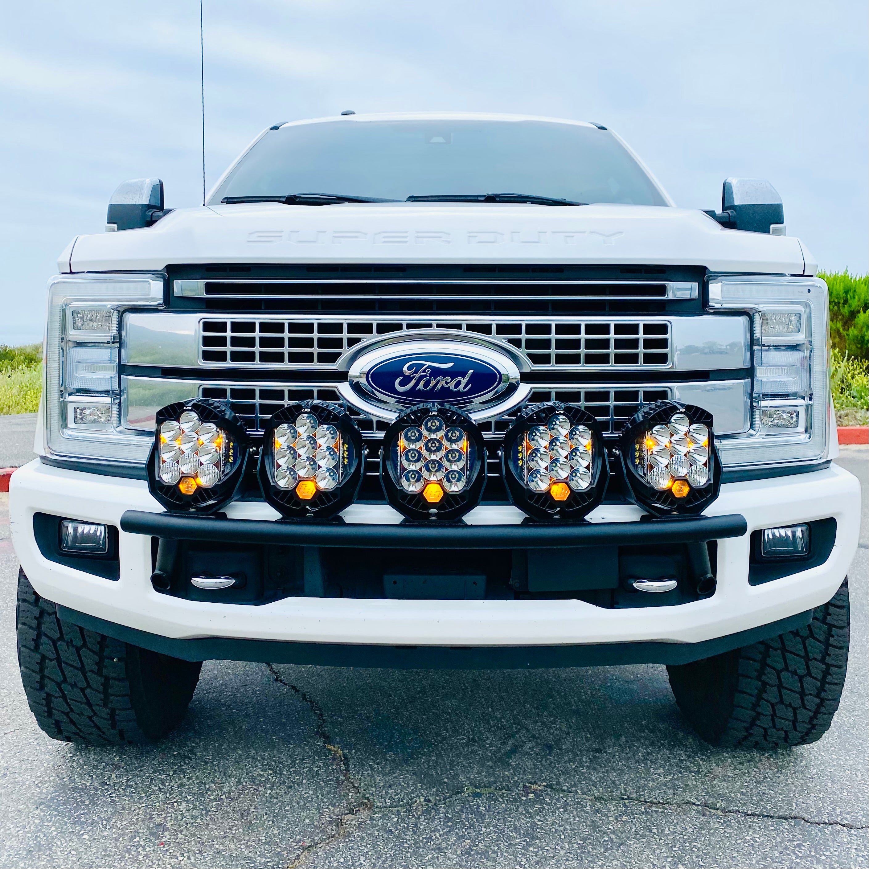 2017 Ford Super Duty Light Bar